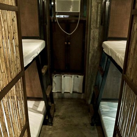 Hang Loose Hostel General Luna  Luaran gambar