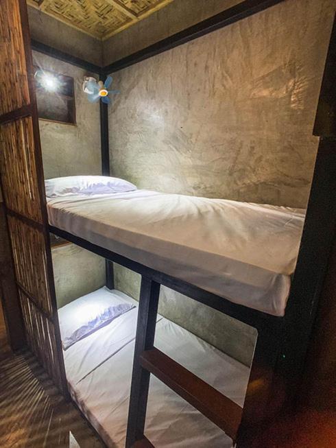 Hang Loose Hostel General Luna  Luaran gambar