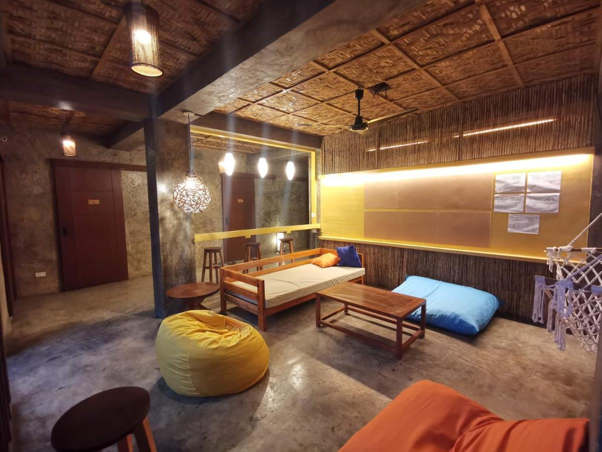 Hang Loose Hostel General Luna  Luaran gambar